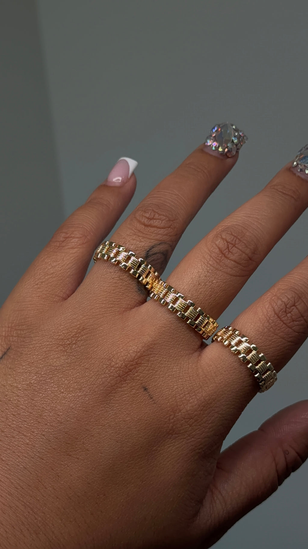 All Around Rollie Ring