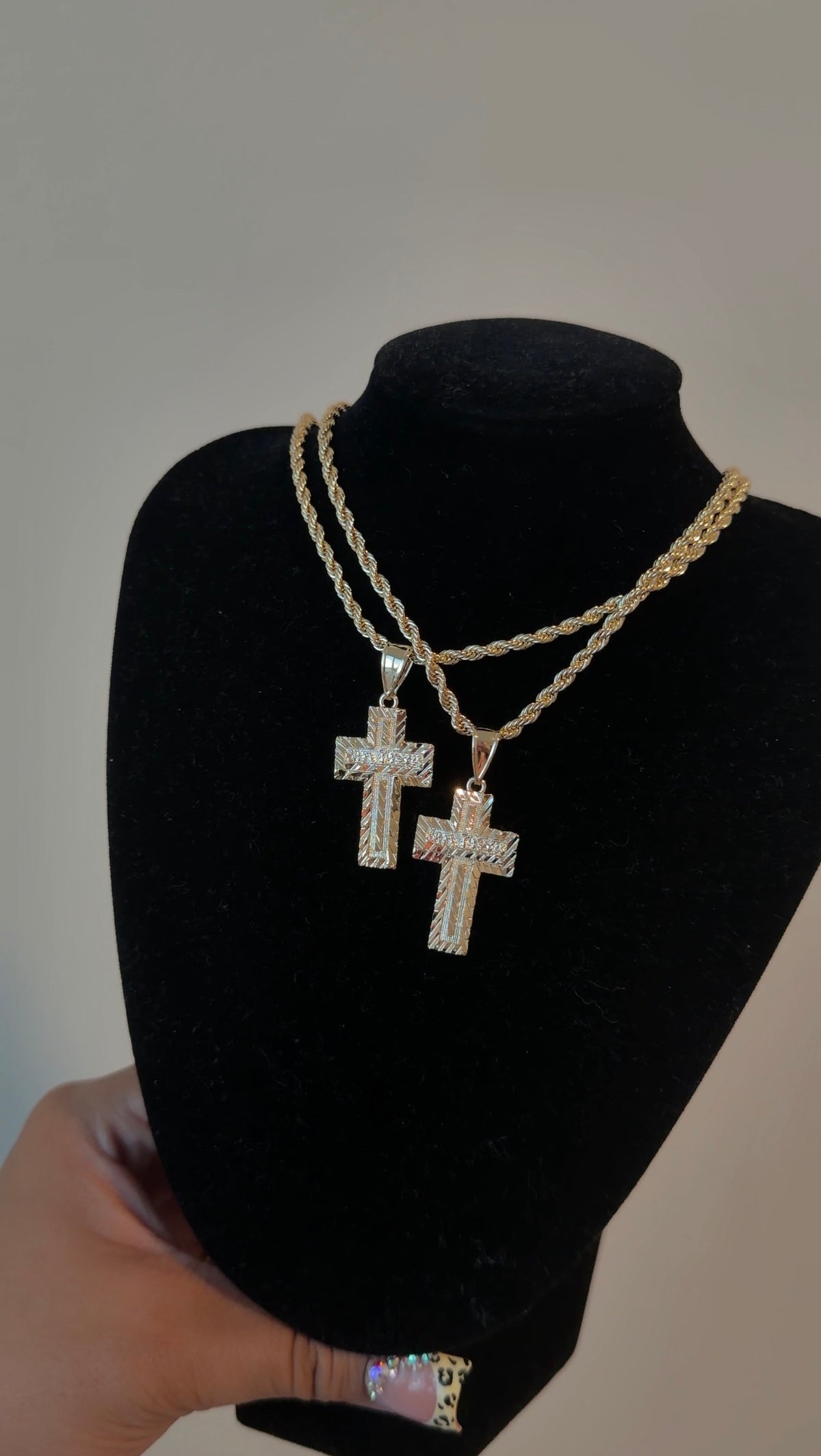 Cross Last Supper Chain