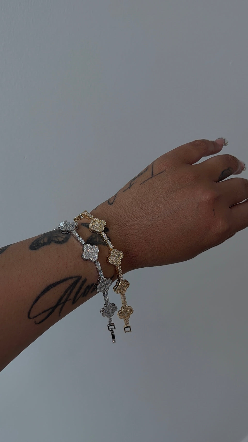 Icy Clover Bracelet