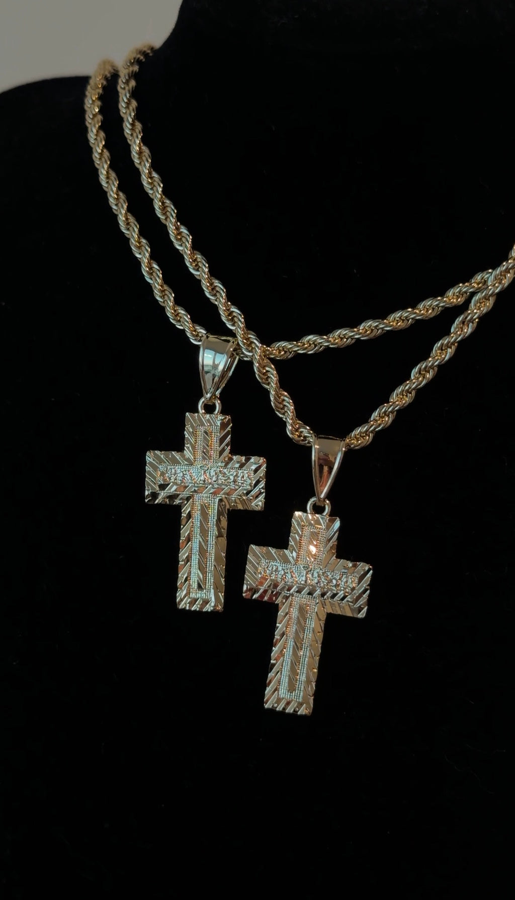 Cross Last Supper Chain