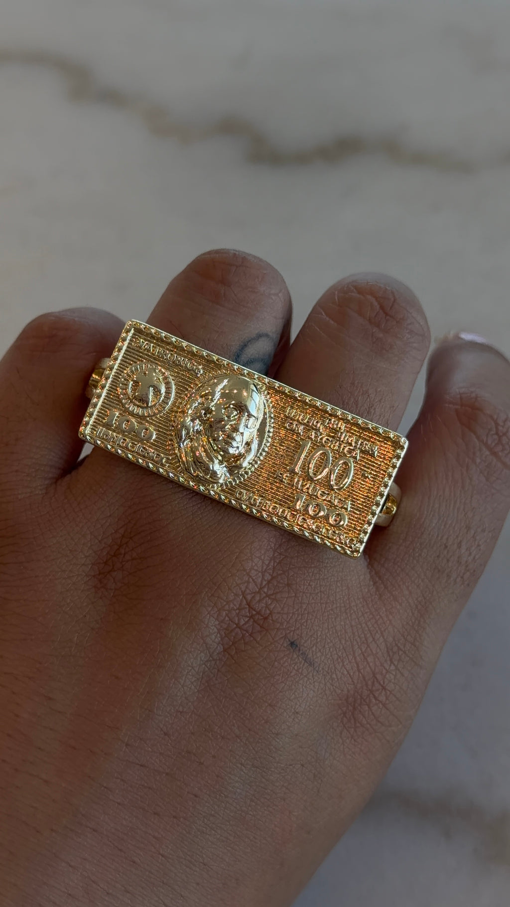 Double Finger Hunnid Bill Ring