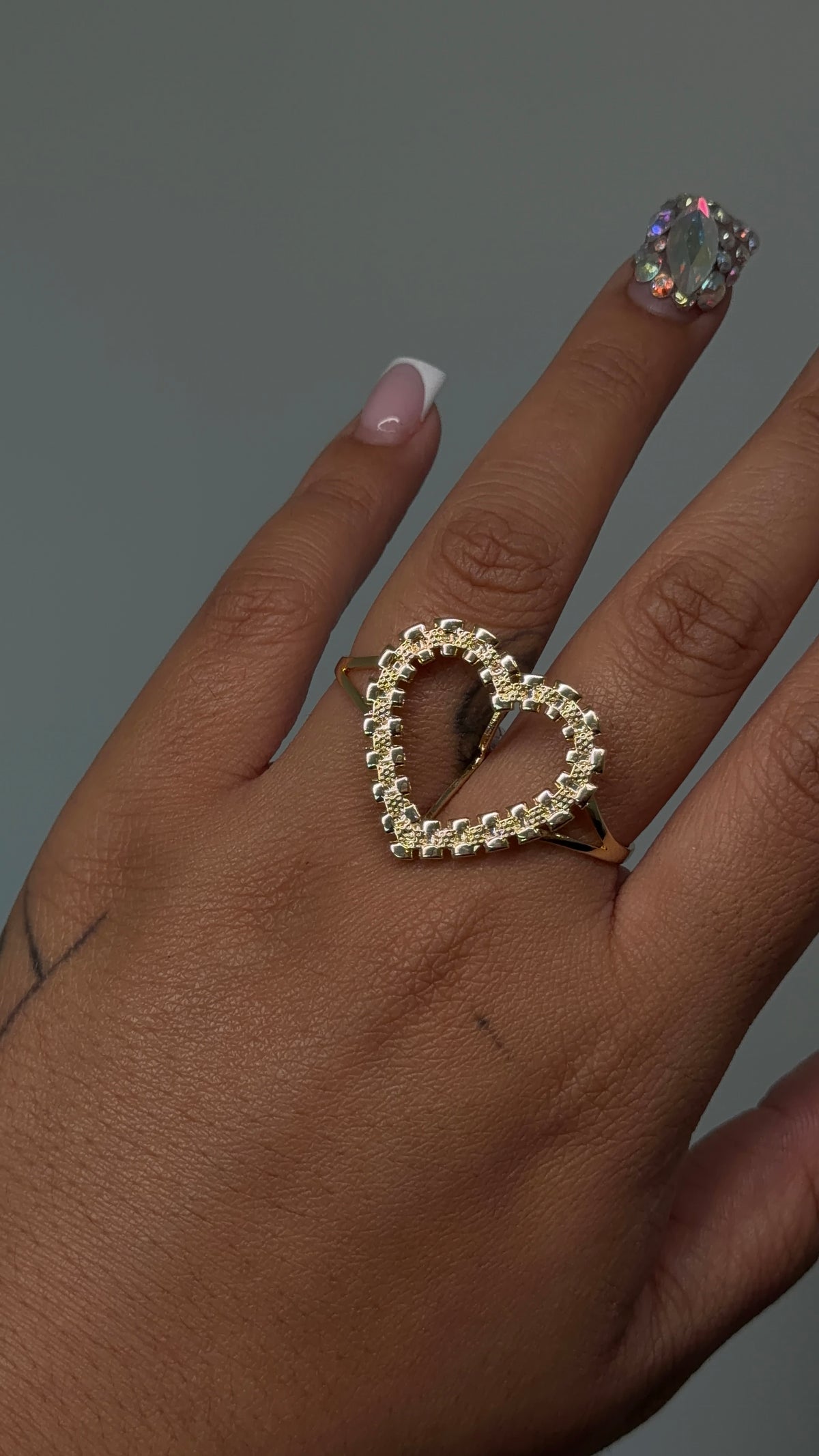 Double Finger Open Heart Rollie Ring