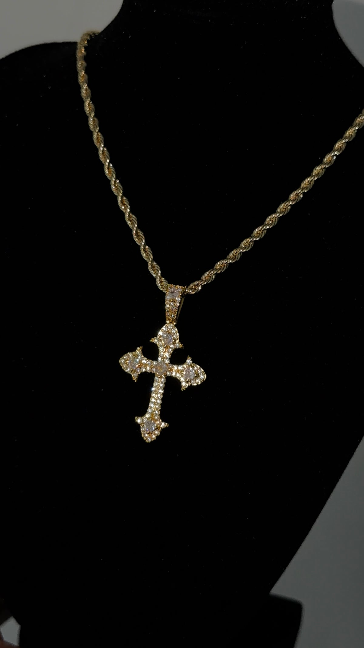 Icy Cross Diamond Chain