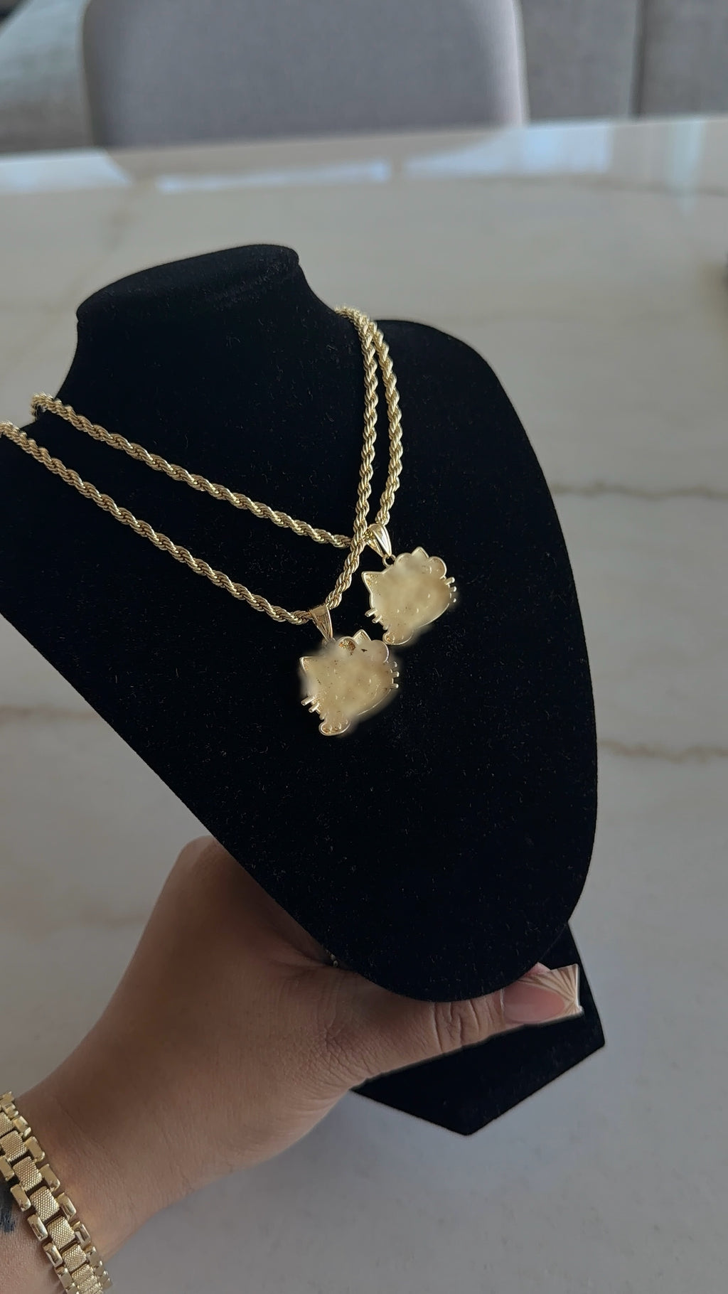 Kitten Nugget Face Chain