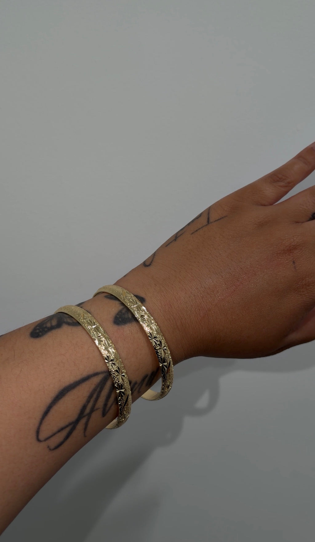 Single Thick Open Bangle