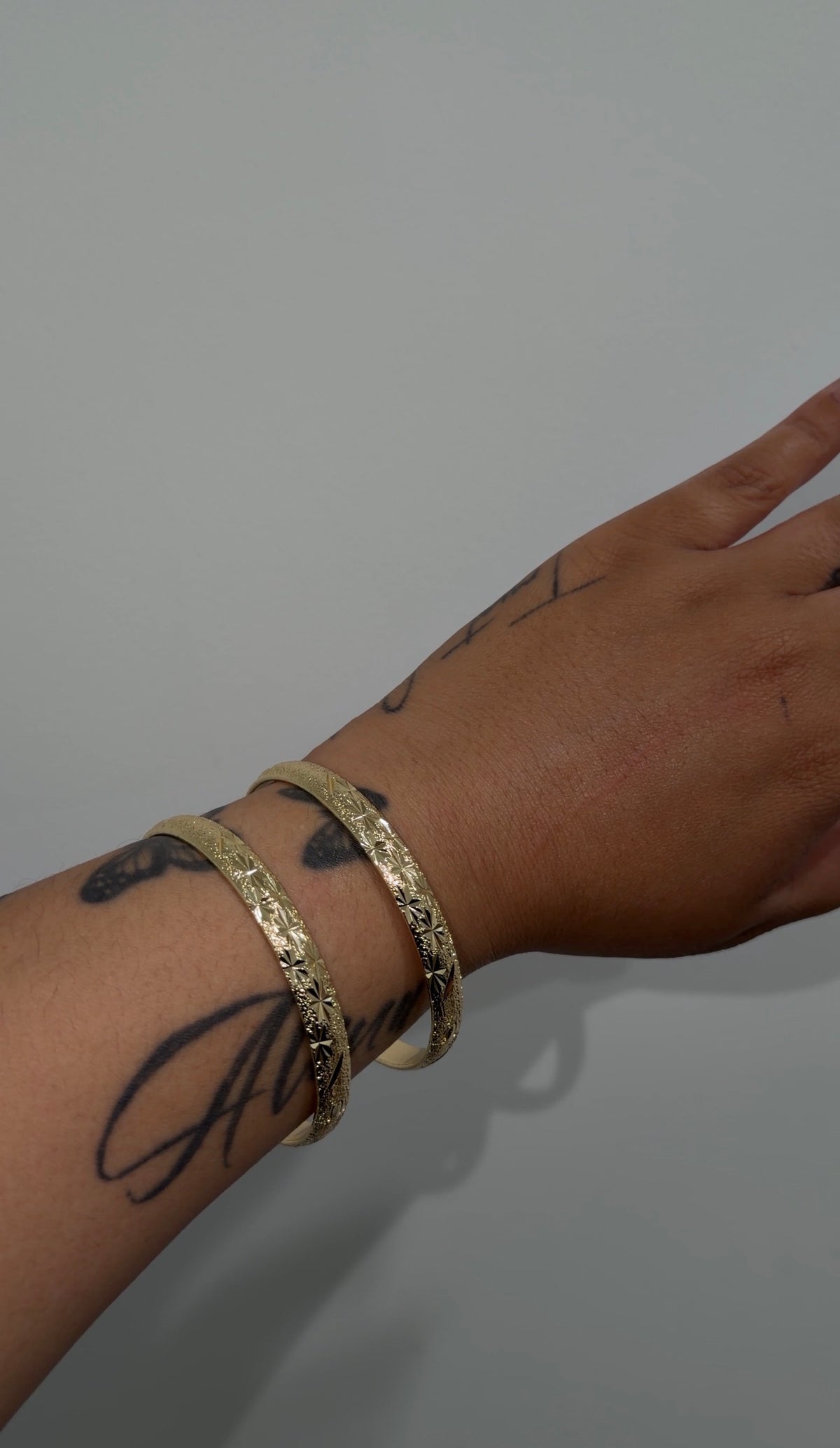 Single Thick Open Bangle
