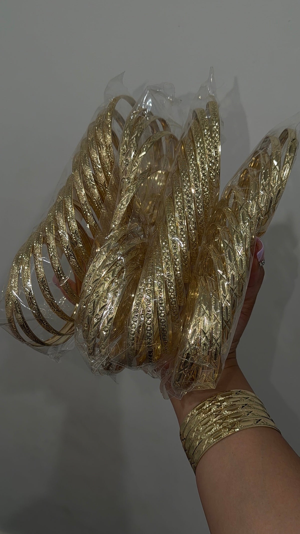 6 Pack Bangles