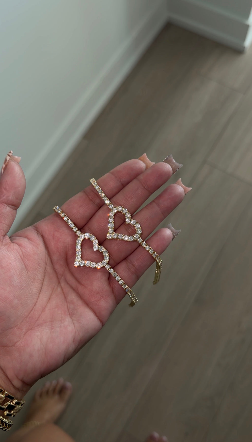 Luxxy Bling Heart Anklet