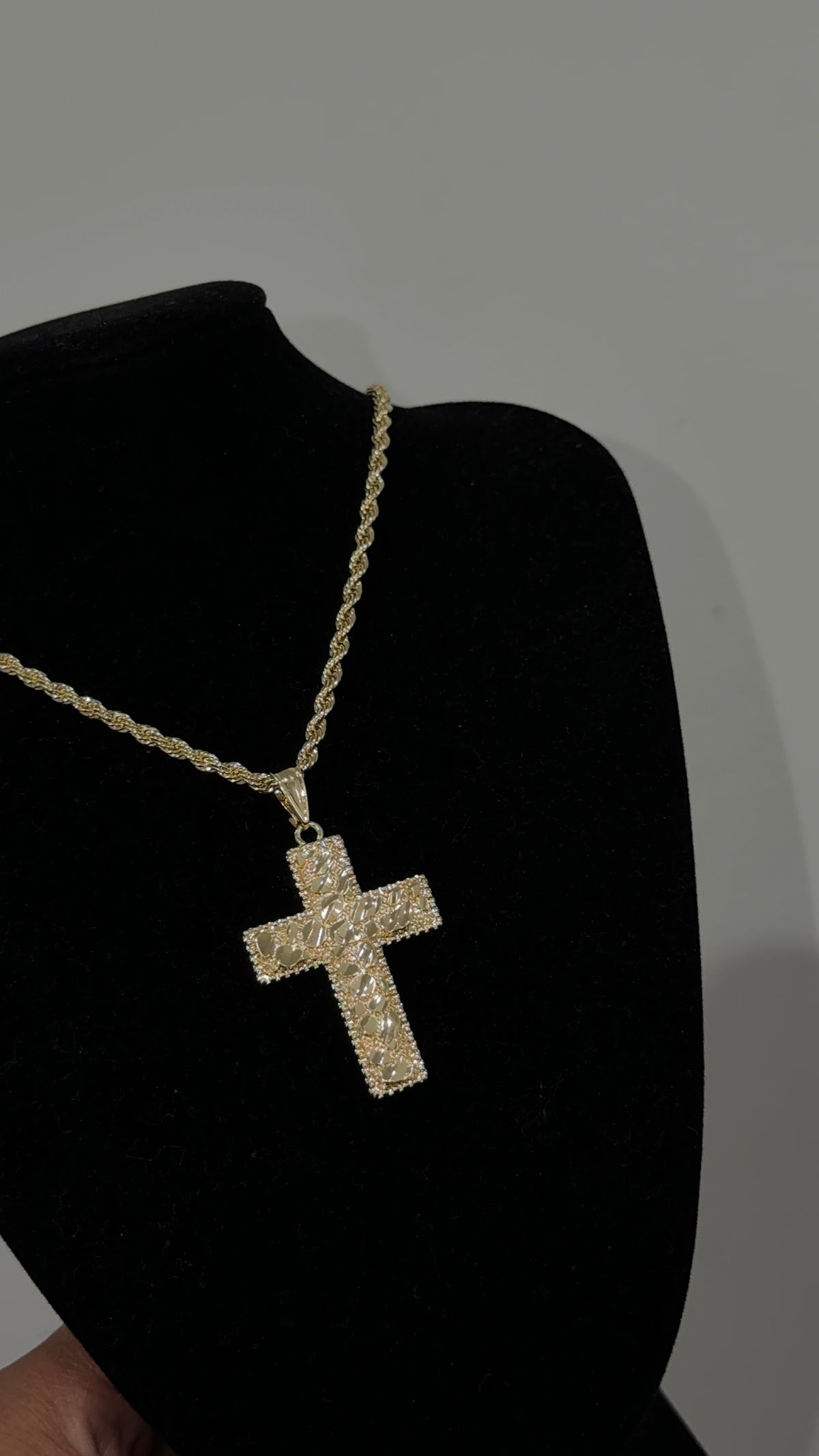 Big Nugget Cross Chain