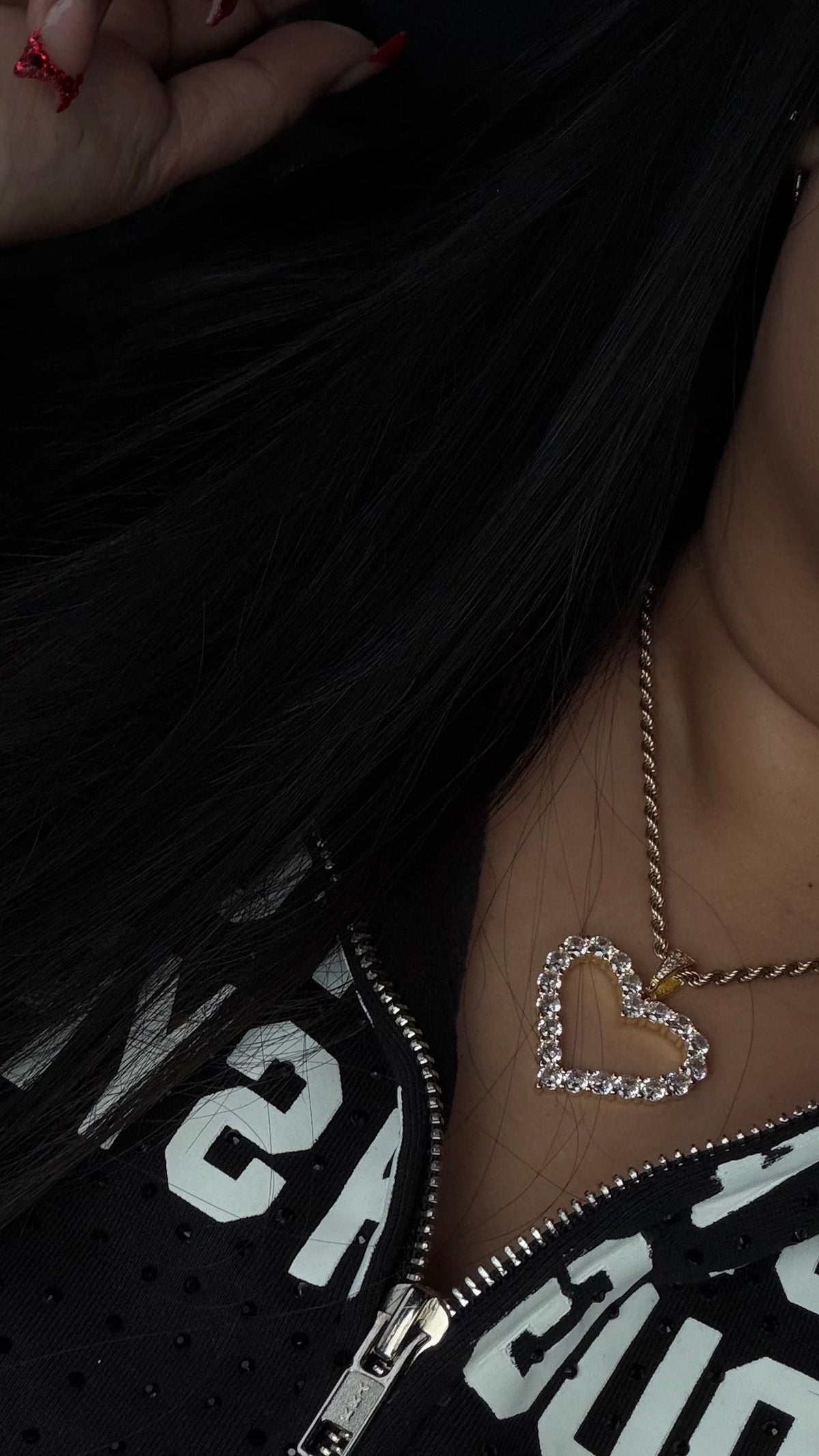 Luxxy Diamond Heart Necklace