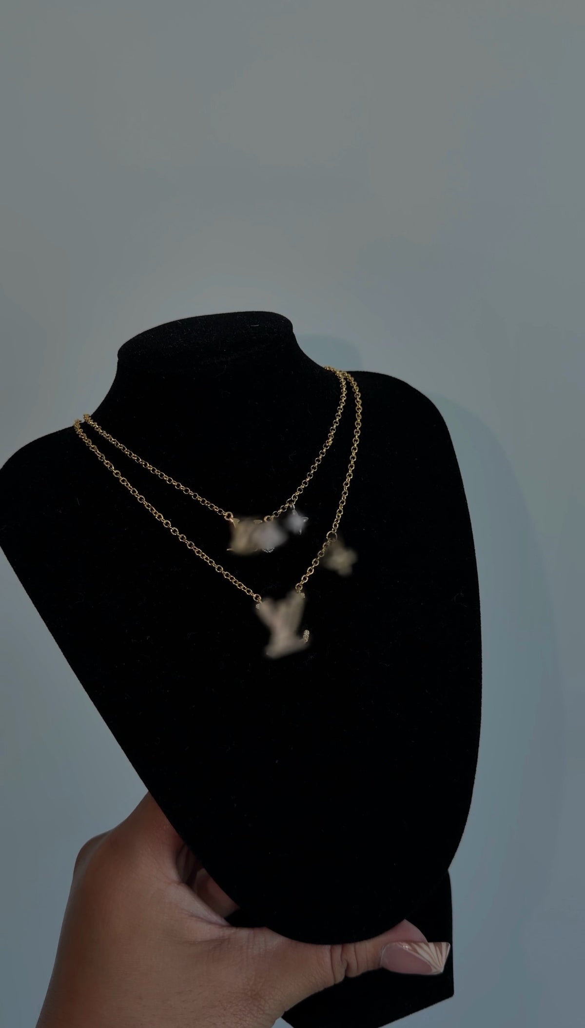 Luxxy L Necklace