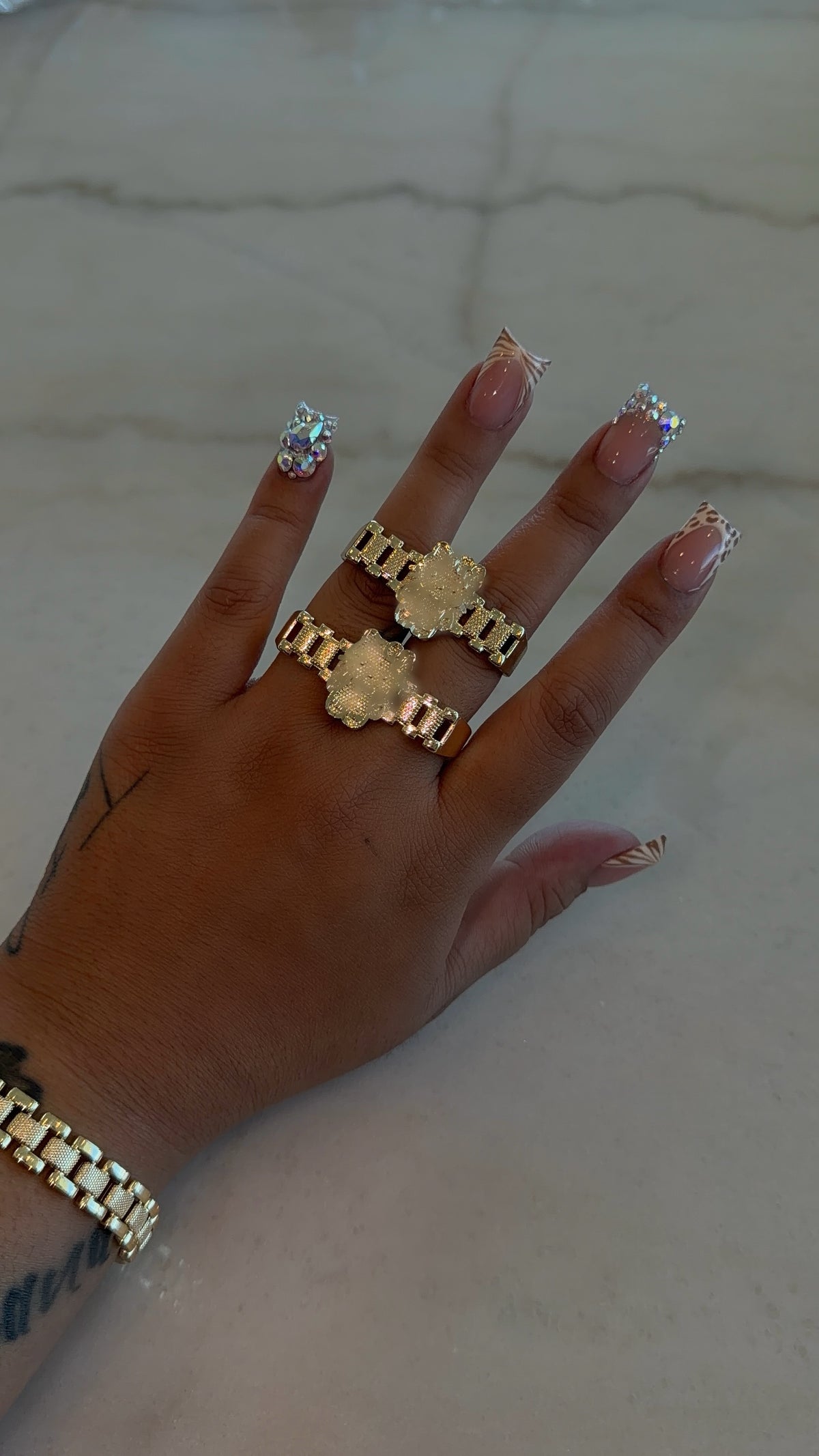 2 Finger Rollie Kitten Body Ring