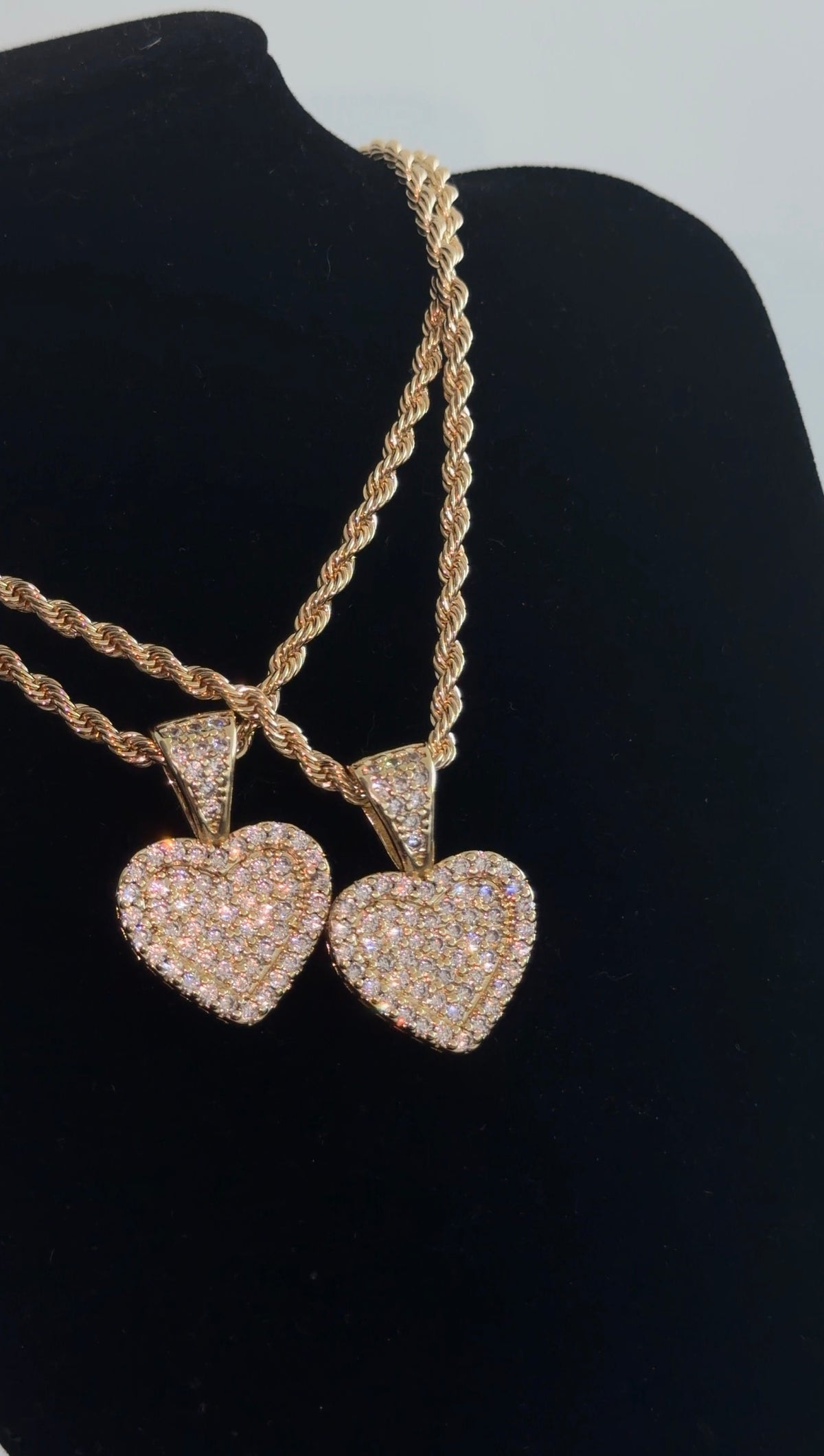 Icy Heart Chain
