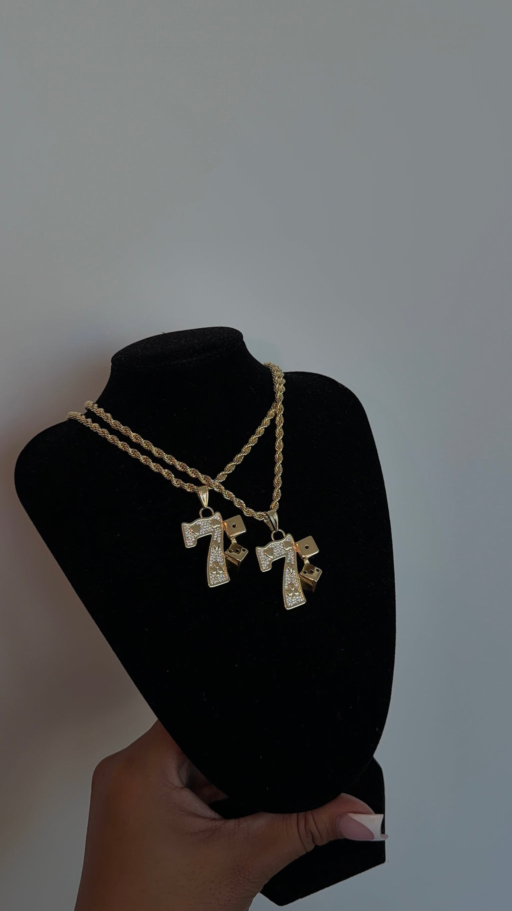 Lucky 7 Dice Chain