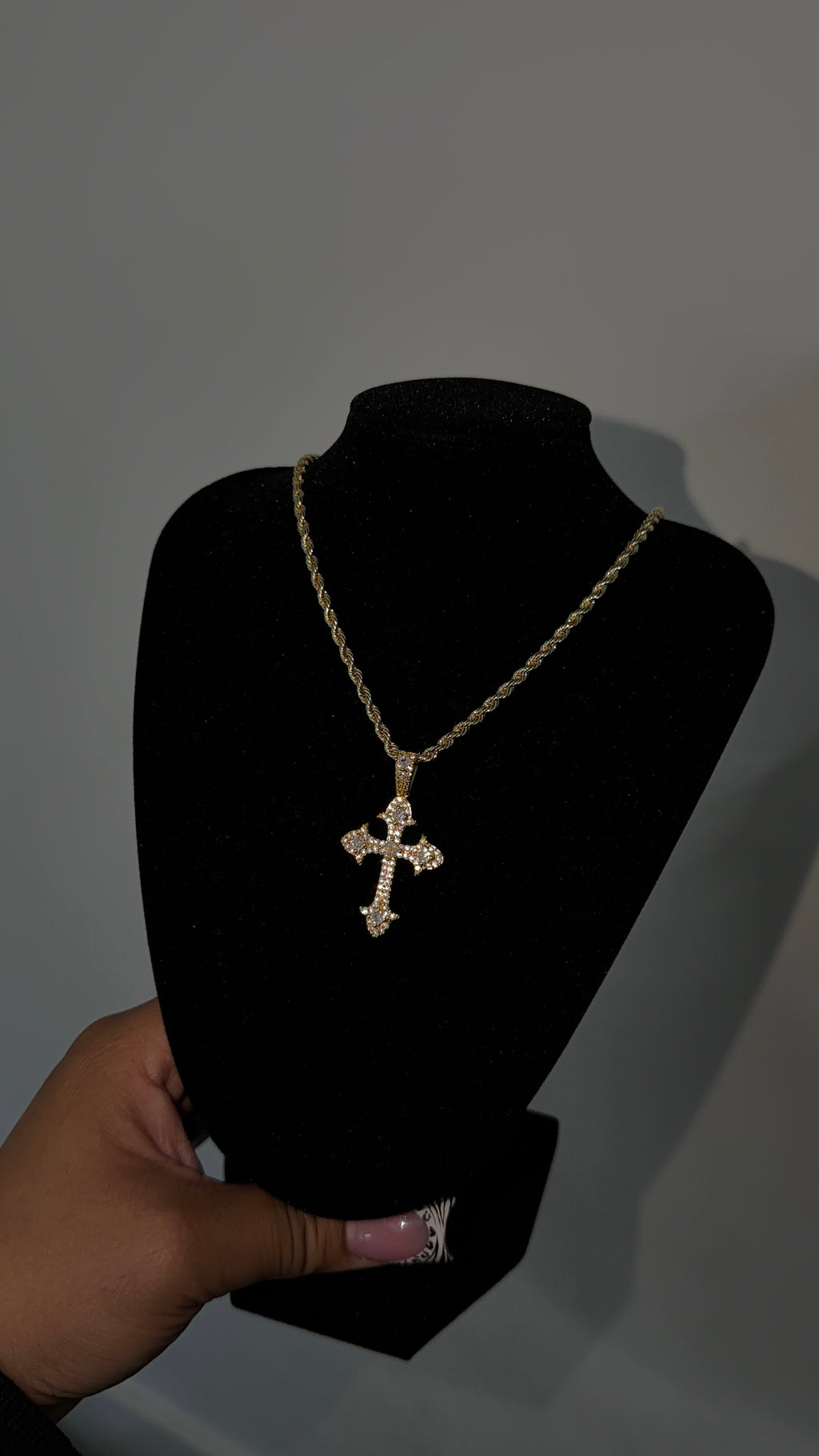 Icy Cross Diamond Chain