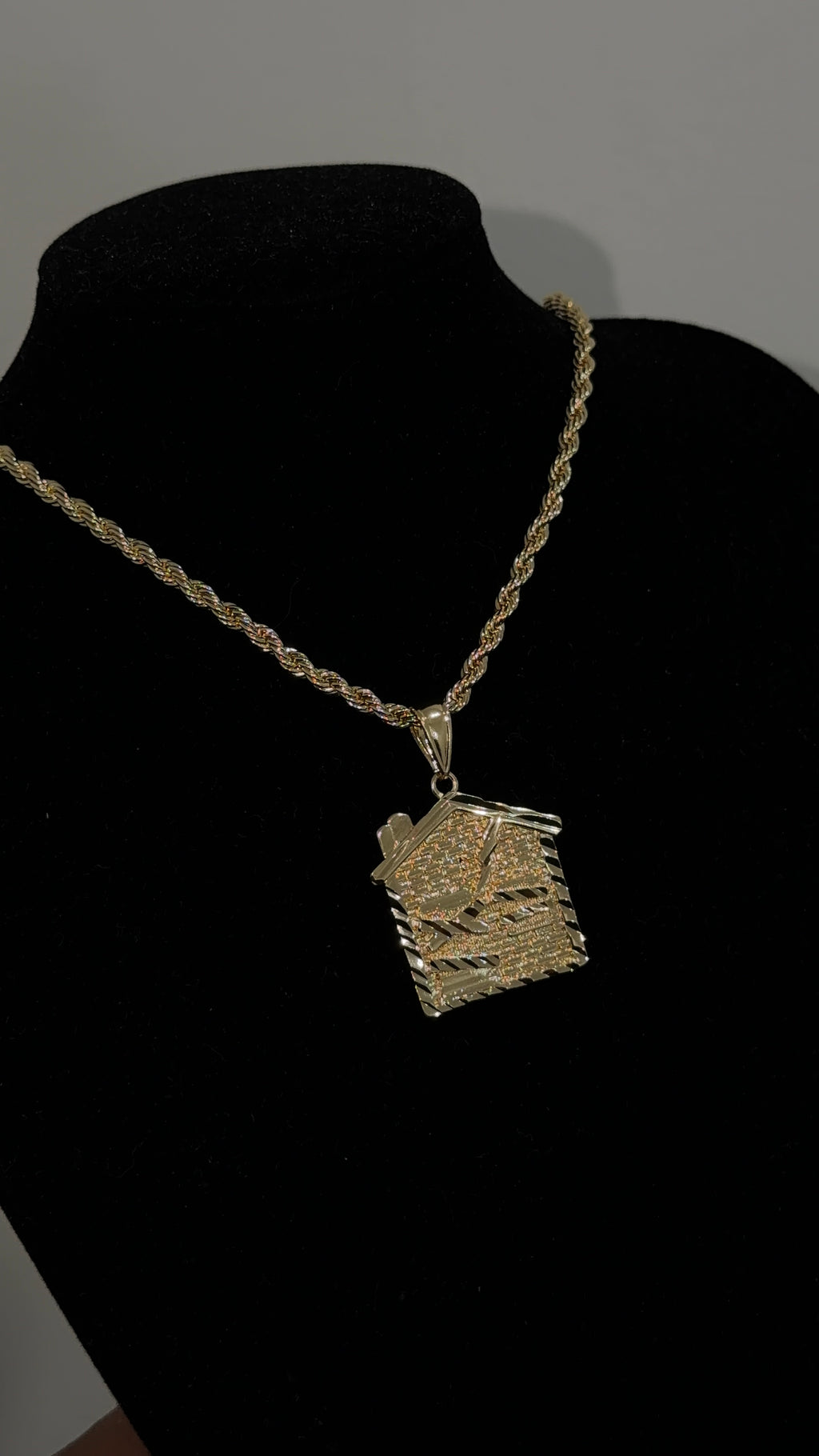 At The Trap Chain