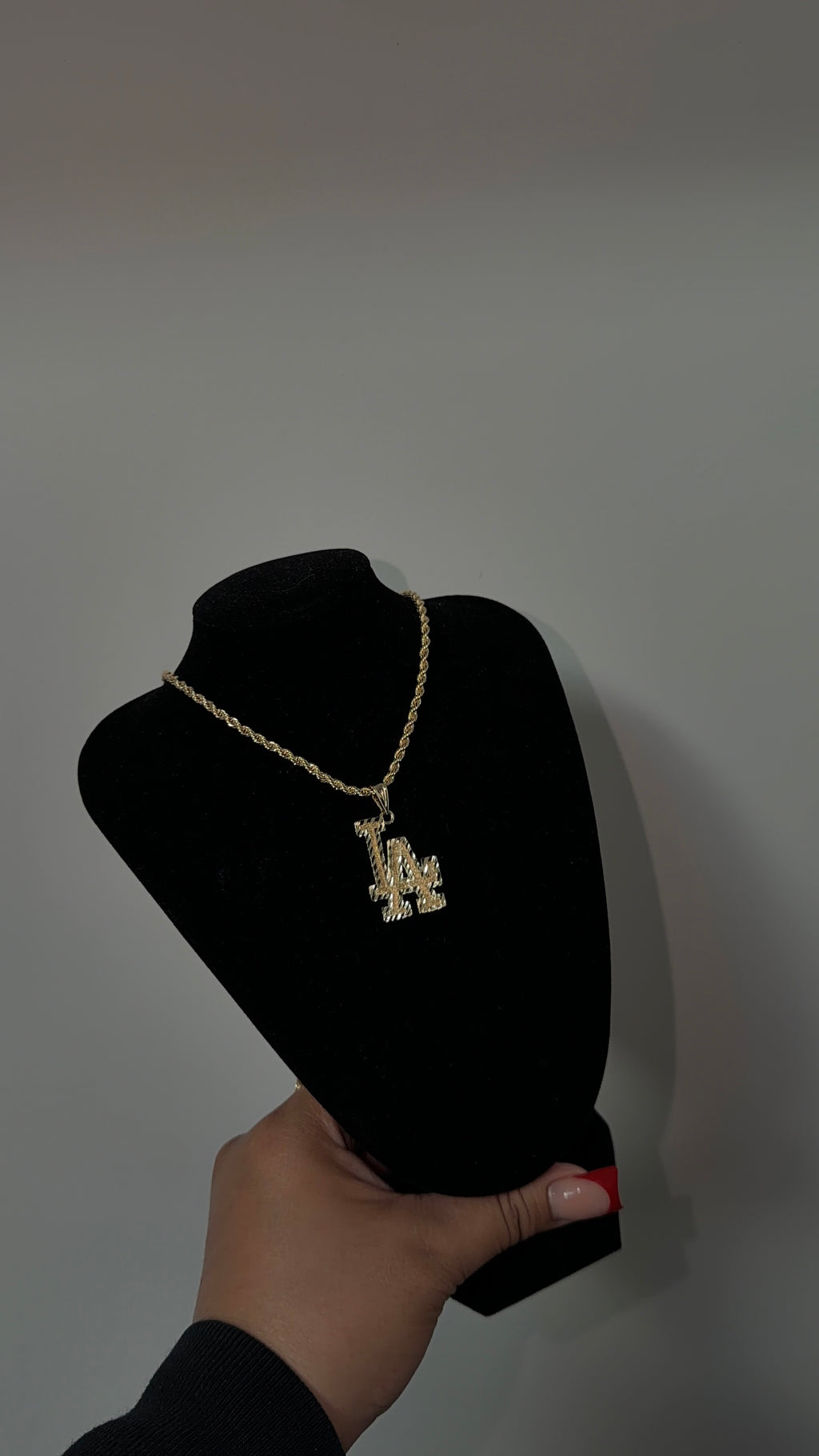 LA Chain