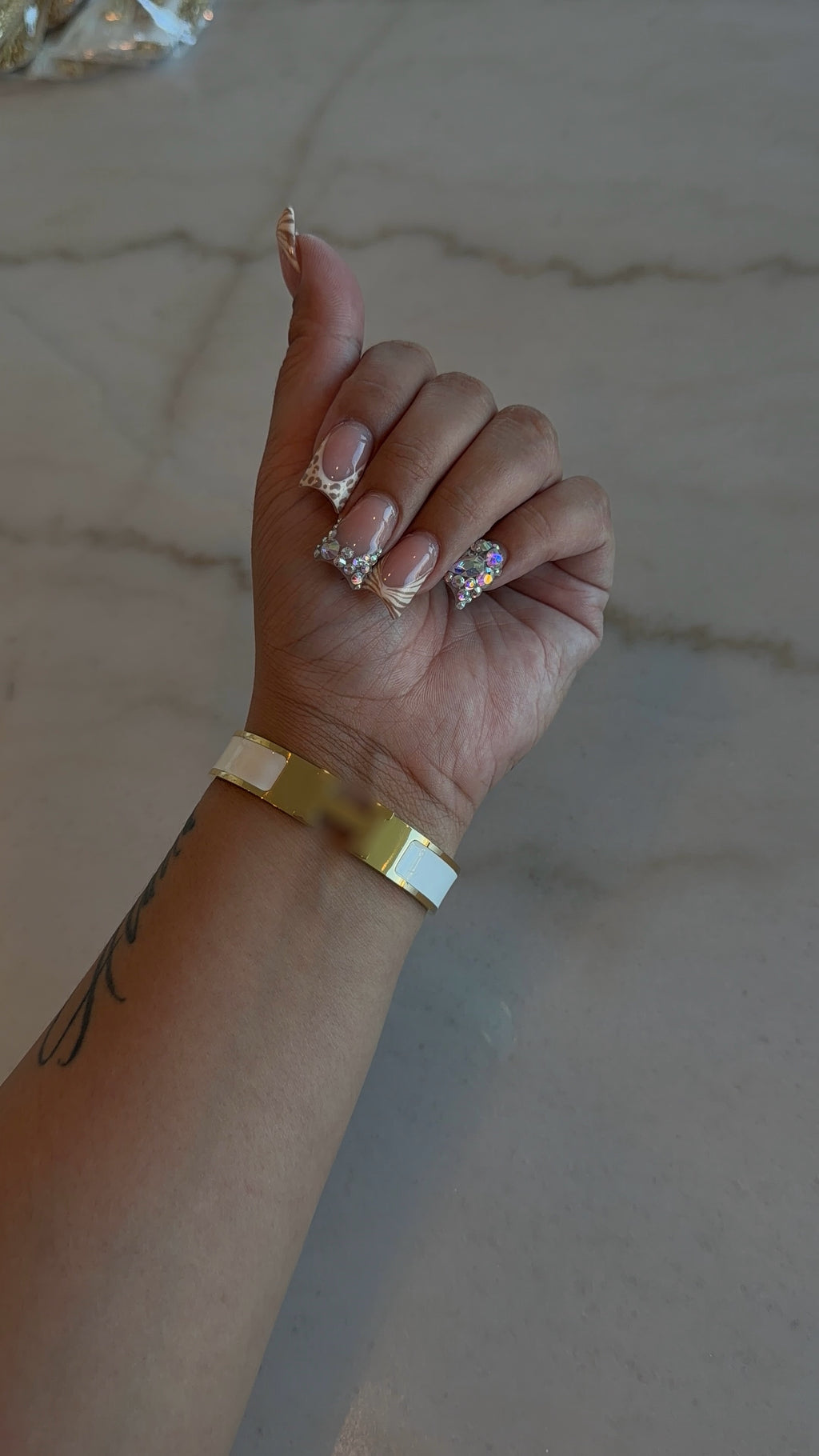 Luxxy Thic H Bracelet