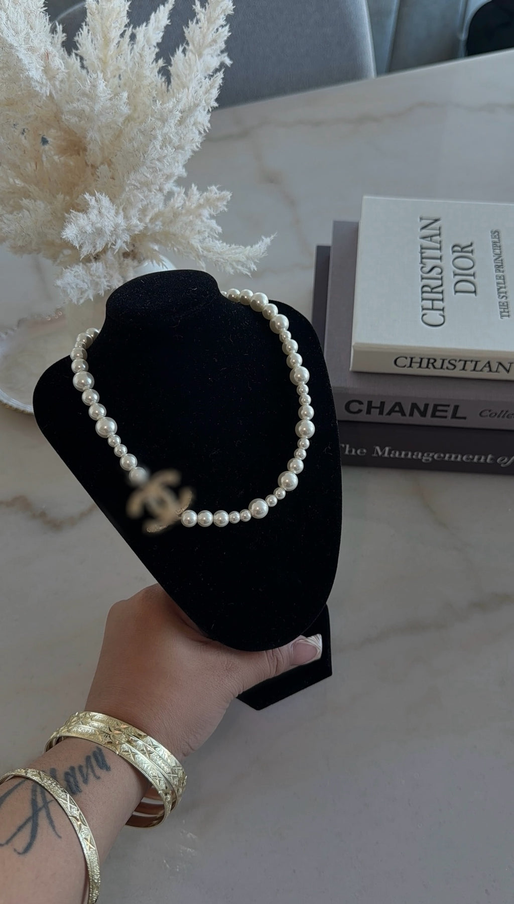 Luxxy Mother Of Pearl C Necklace
